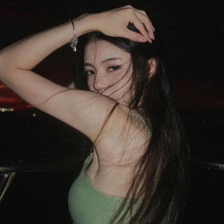 没事偷着乐
